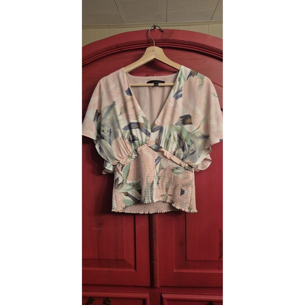 White House Black Market Size 2 Blouse Pink Floral Smocked Dolman Flutter Sleeve